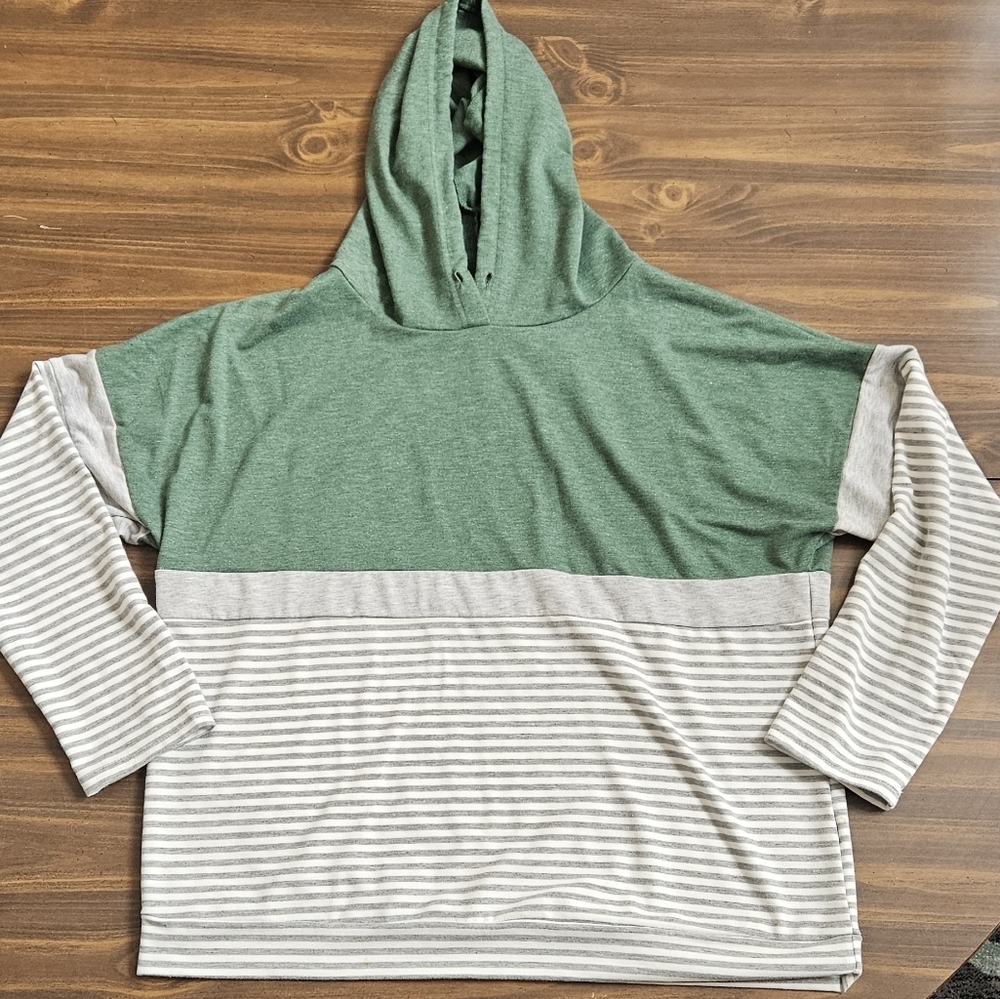 BUTGOOD SWEATSHIRT
